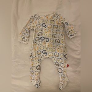 Magnetic Me organic cotton footie, 3-6 months